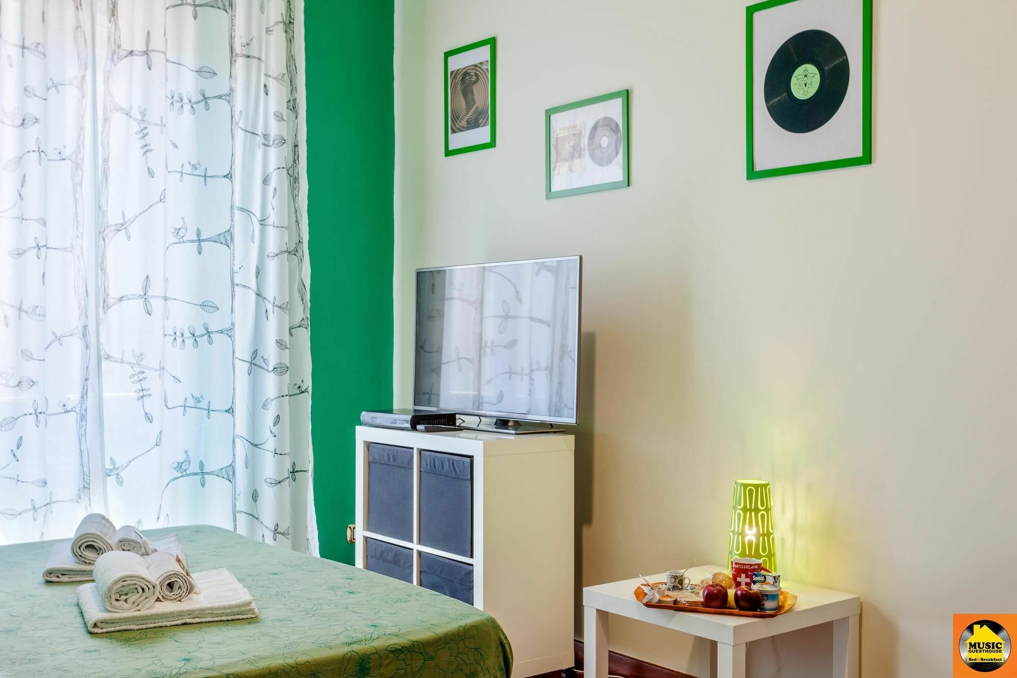 Music Guesthouse โรม ภายนอก รูปภาพ