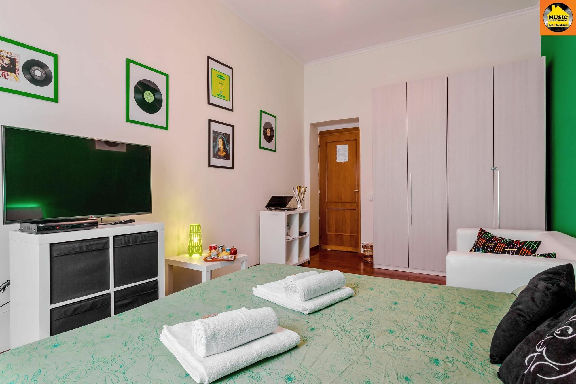 Music Guesthouse โรม ภายนอก รูปภาพ