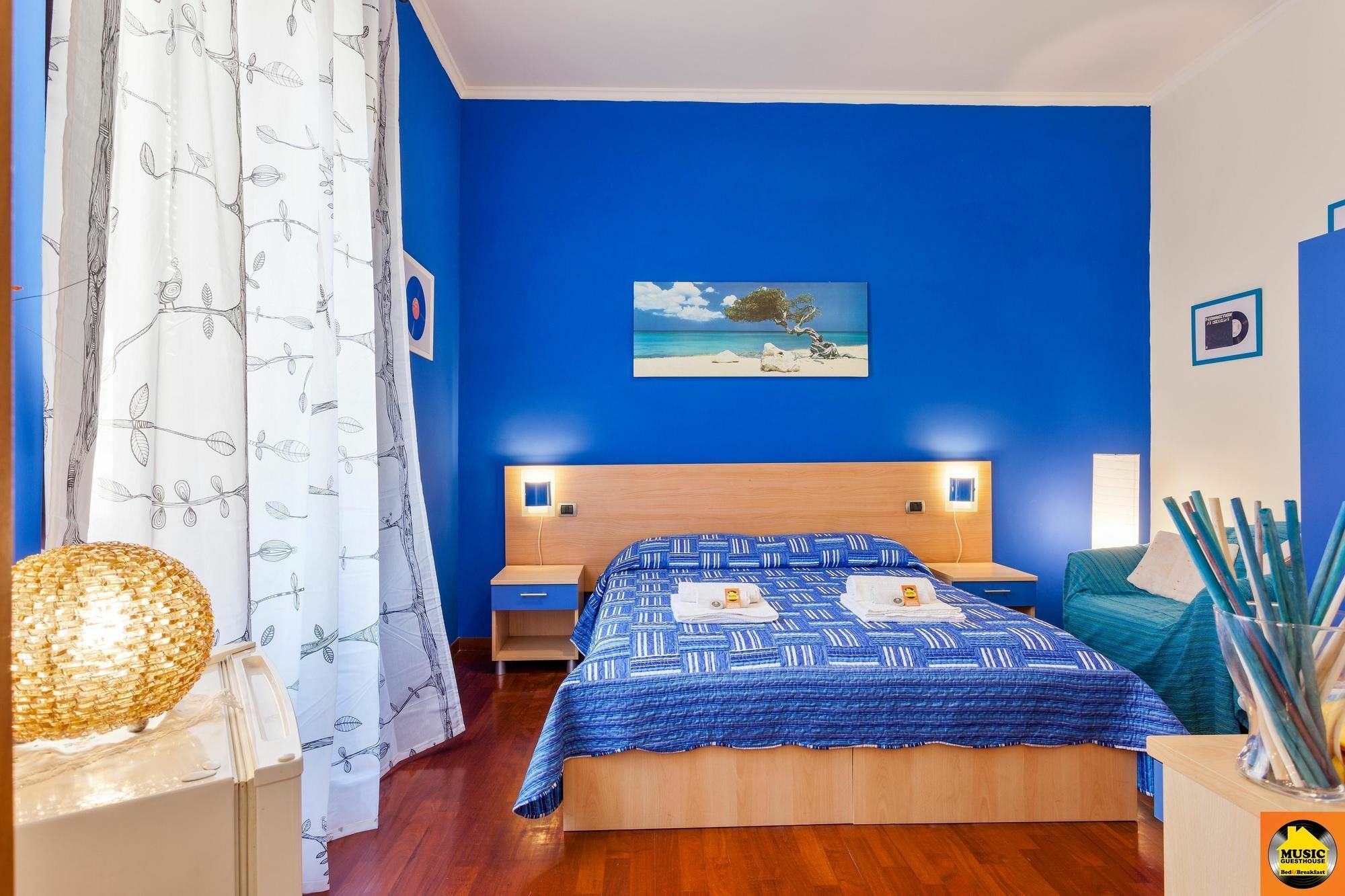 Music Guesthouse โรม ภายนอก รูปภาพ